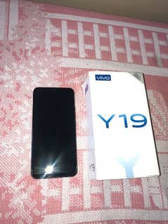 Vivo y19 Mobile 8/256 With box Urgent sale or exchange