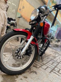 Suzuki GS 150SE