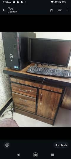 Dell computer with accessories