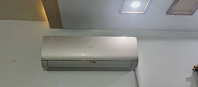 AC for sale Haier company 10/10 condition