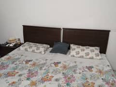 2 single bed with mattress side table