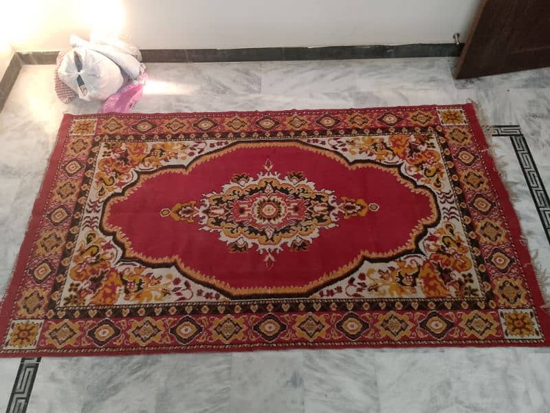 centere carpet for sale 3