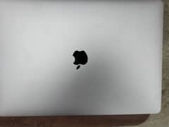 Apple MacBook Pro 2018
Intel Core i9
32GB ram 512GB SSD