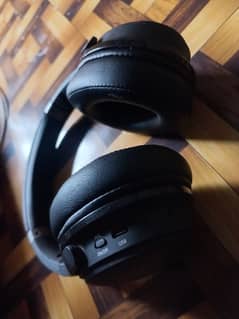 Roseland Gaming headphones