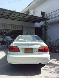 Honda Civic VTi Oriel 2000