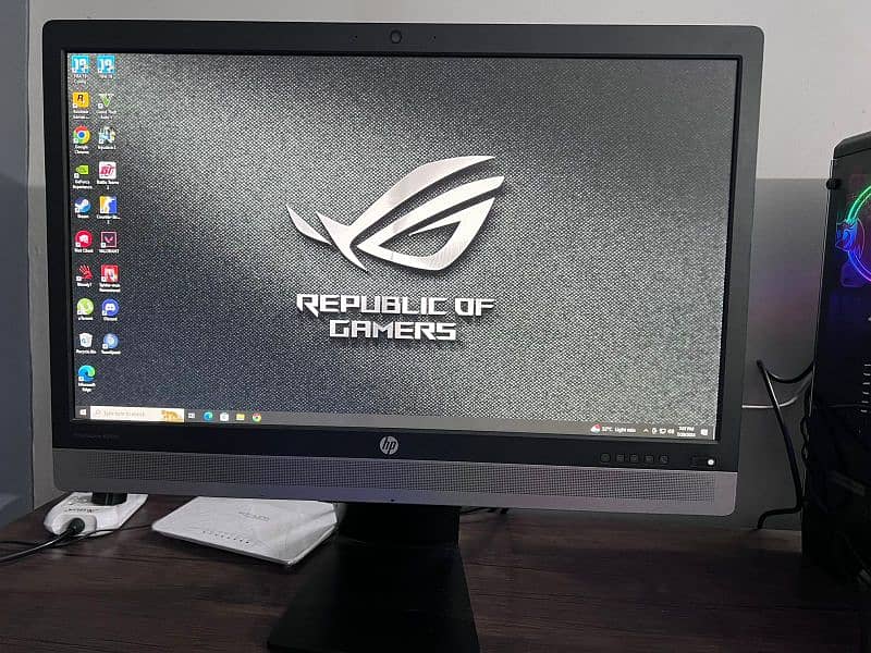 HP GAMING MONITOR 3