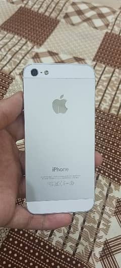 iphone 5 non pta 10/10 condition exchange possibleWhatsapp 03155110956