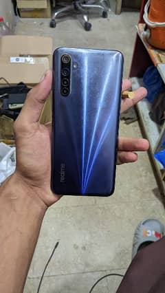 Realme 6  4/128   + 6/10 condition + original charger