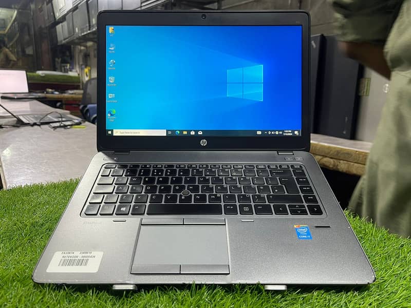 HP Elitebook 840 G2 (i7 5th gen) 1