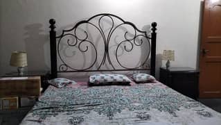 Iron bed set with dressing