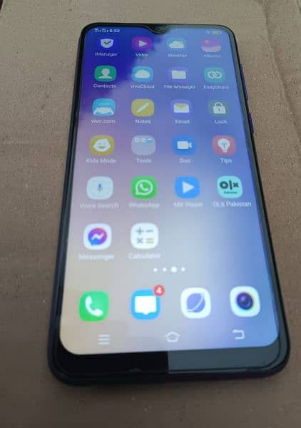 vivo v11i  8/256 3