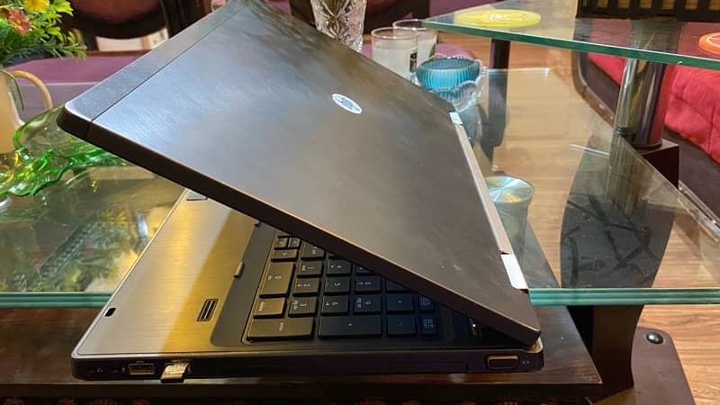 HP ELITEBOOK 8560W Gaming LAPTOP Intel core i7 7