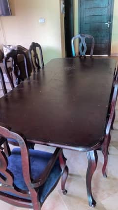 used dining table 0