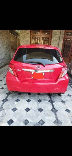 Toyota Vitz 2012