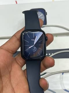 Apple Watch Series 8 45mm Complete Box