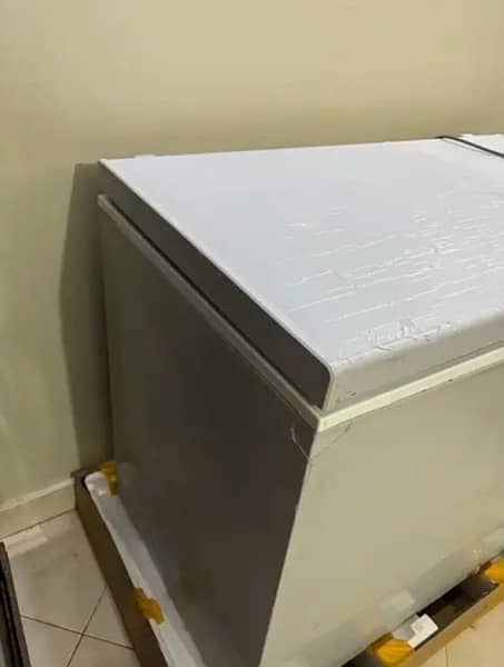 Dawlance Freezer Slightly Used 3