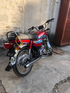 Honda Cd 70 in showroom condition