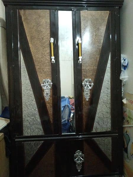 steel almari wardrobe 0