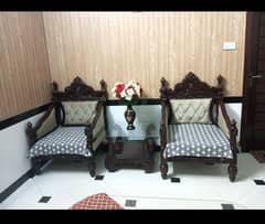 chinoti sofa set in good condition used or not use