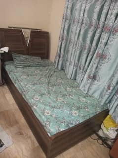 02 x single beds  with mattress , single Bed