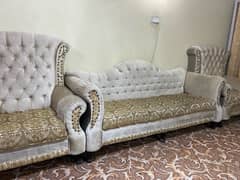 5 seater Royal Velvet stylish Sofa Set (Urgent Sell)