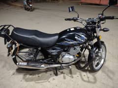 Suzuki 150 2021 model Karachi number 16500 milage ha