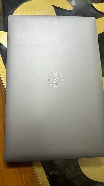 Dell Precision 5540 8