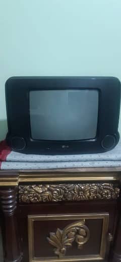 television LG ka hai condition 10/10 hai urgent sale