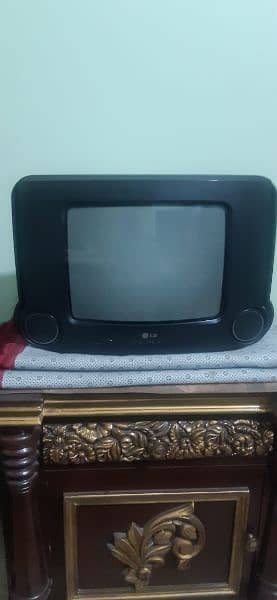 television LG ka hai condition 10/10 hai urgent sale 0