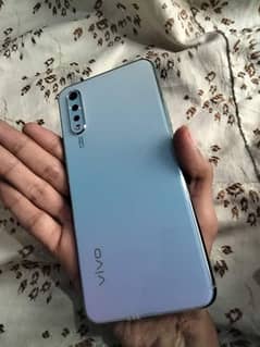 Vivo S1