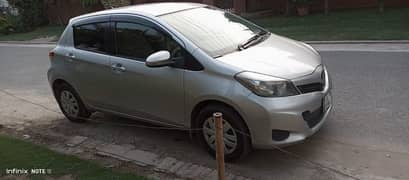 Toyota Vitz 13/16