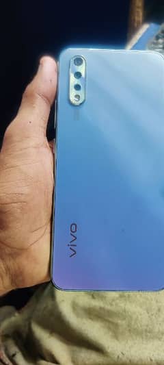 vivo s1 8gb 256 gb all ok he