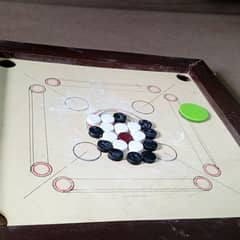 carrom board