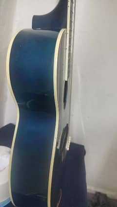 Beginners Guitar. . . in. Good Condition