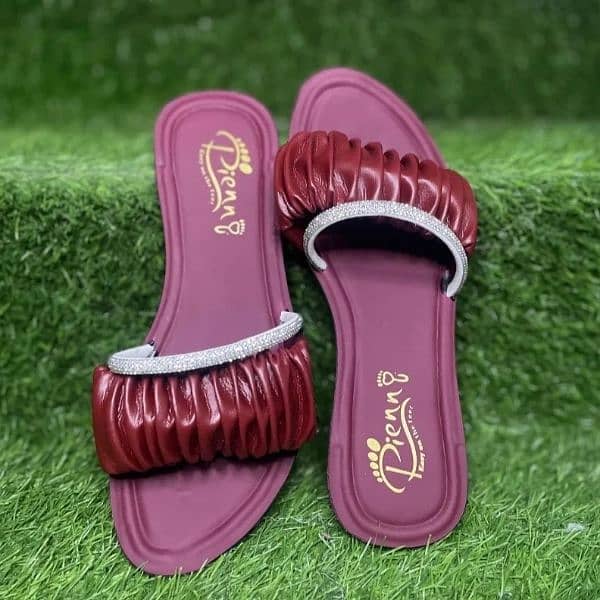 Fashion Trendy Flip Flop Slippers for Ladies for Outdoor 0