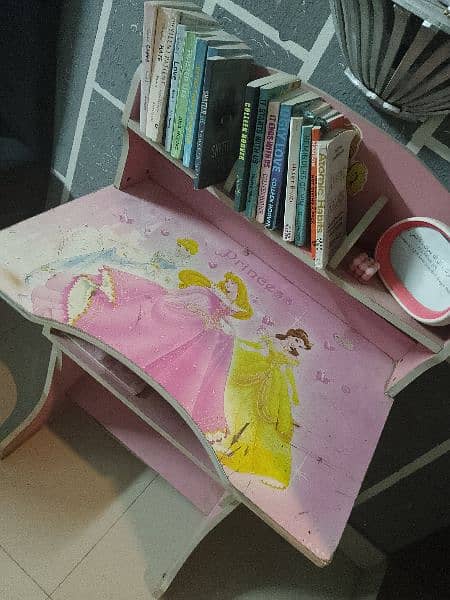 kids study table pink 1