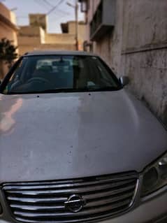 Nissan Sunny 2005