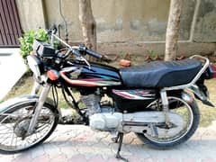 Honda 125 model 15.03234674124 awantown lahore