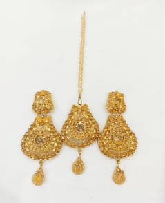 Beautiful Earrings With Bindiya Set