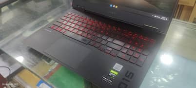 hp omen gaming laptop I 7 10th gen/16gb ddr4/512/2070 8gb q max /144hz