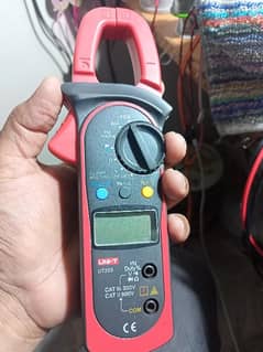 uni-t ut203 dc clamp meter (not turning on)