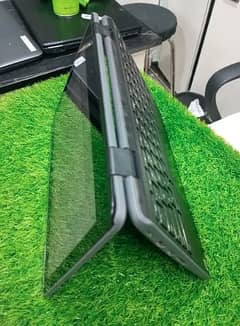 Lenovo 300e Chromebook 4GB RAM 32GB Storage Builtin Playstore!