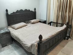 Swati bed set king size with new mattress