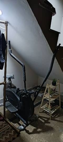 Cycling Machine , Excercise Bike