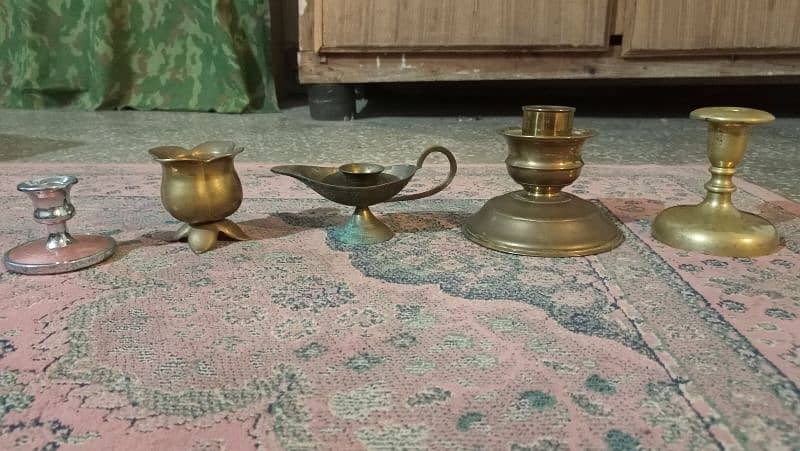 Antique Candle stands, different showpiece, Vase, candle holder 3