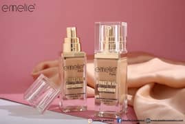 Emelie paris silky foundation