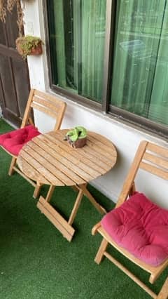 Wooden foldable table and chairs