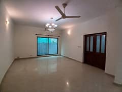 12 Marla Colonel House for sale in Askari 10 Sector A, Lahore