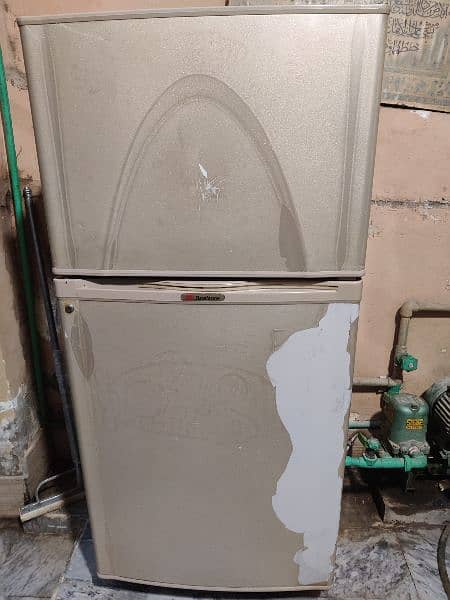 Dawlance full size refrigerator for sale 0