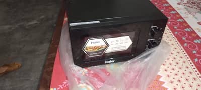 Microwave oven haier in good condition